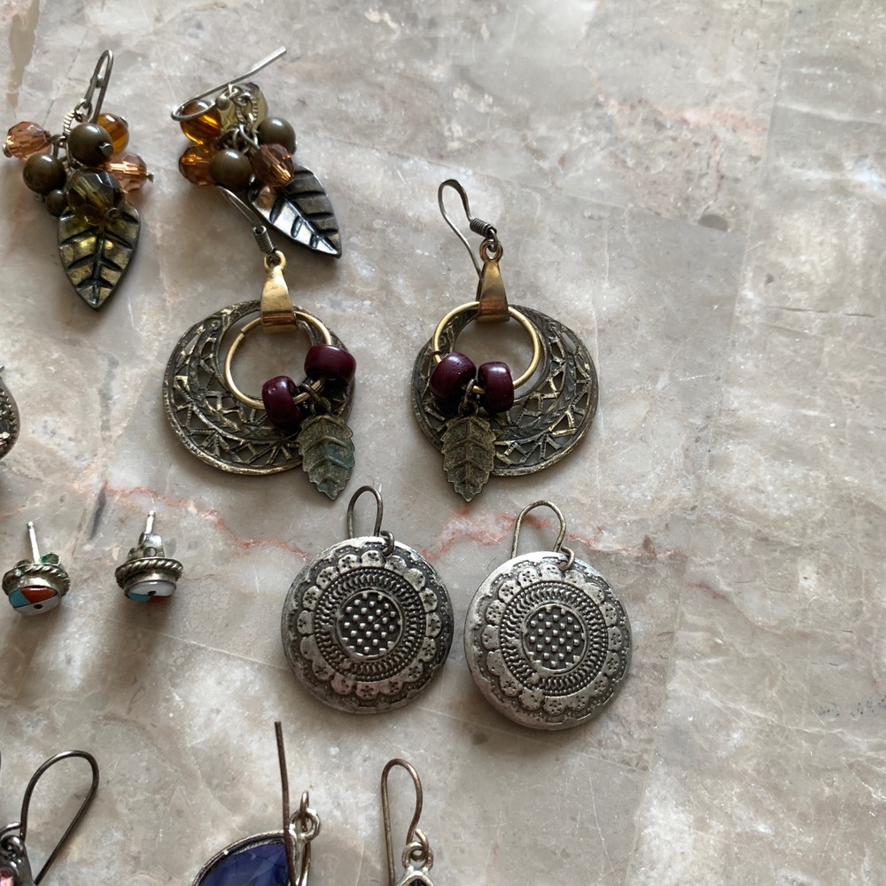 Vintage Boho Earring Lot 10 Pairs Mixed Metals Turquoise Red Blue Leaf Charms - Picture 5 of 8